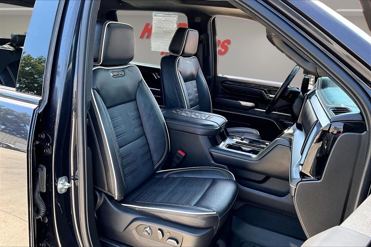 GMC Sierra 2500HD 4WD Crew Cab 159" AT4X 2025