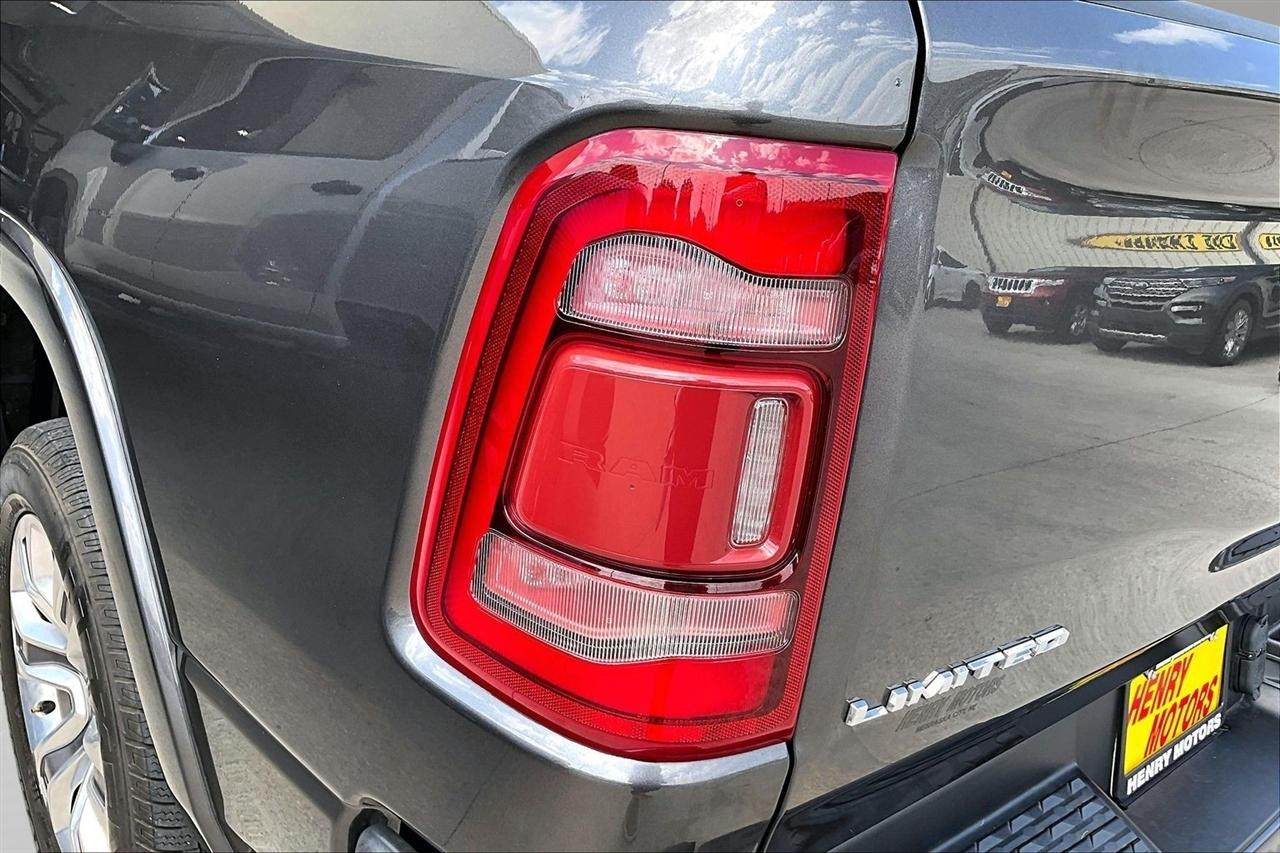 RAM 1500 Limited 4x4 Crew Cab 5'7" Box 2023