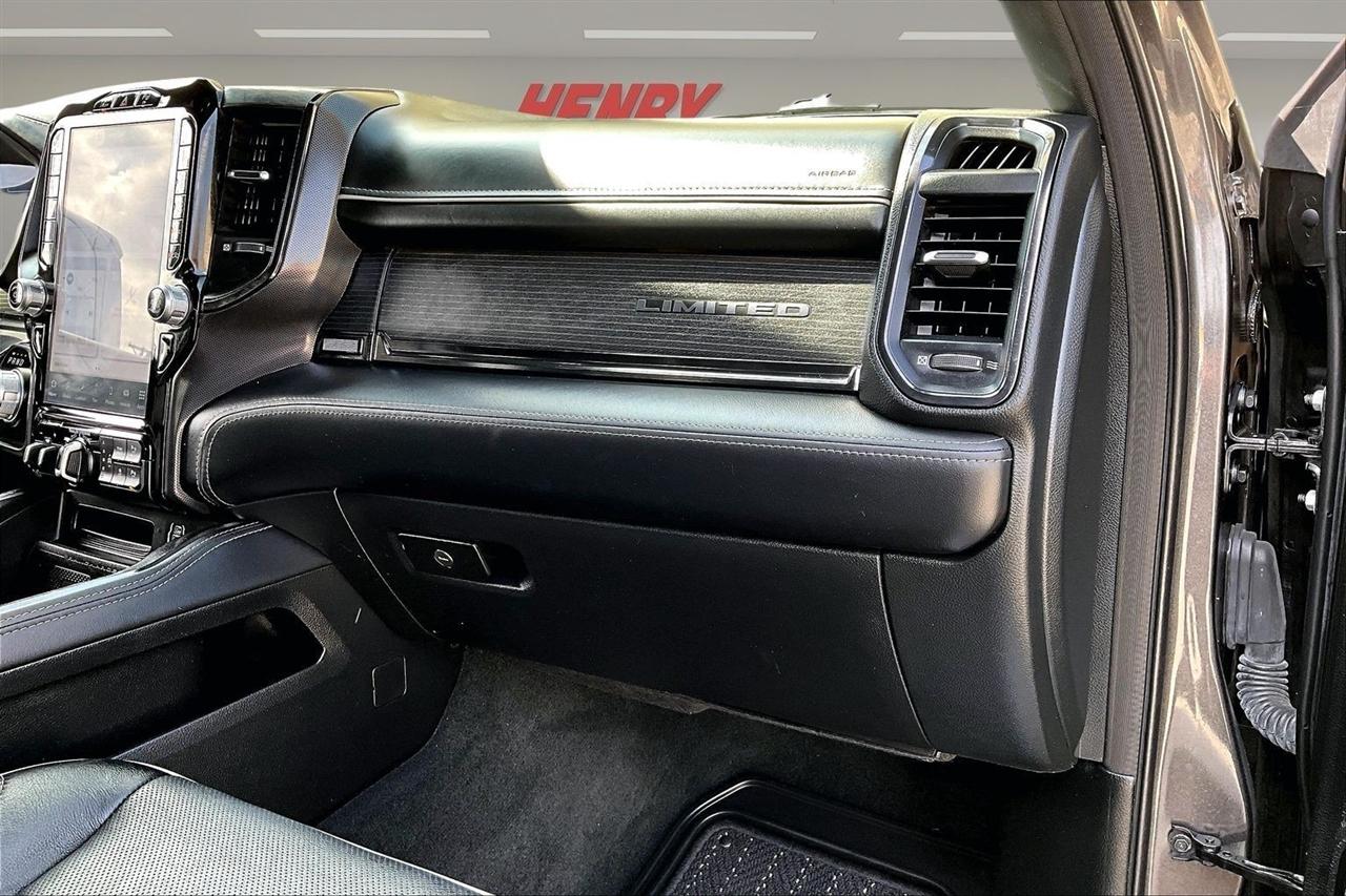 RAM 1500 Limited 4x4 Crew Cab 5'7" Box 2023