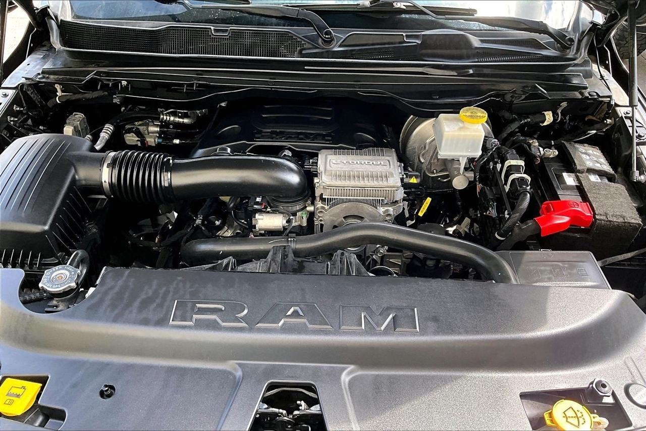 RAM 1500 Limited 4x4 Crew Cab 5'7" Box 2023