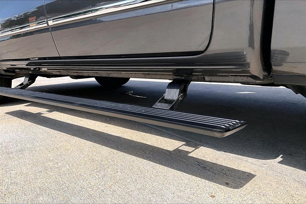 RAM 1500 Limited 4x4 Crew Cab 5'7" Box 2023