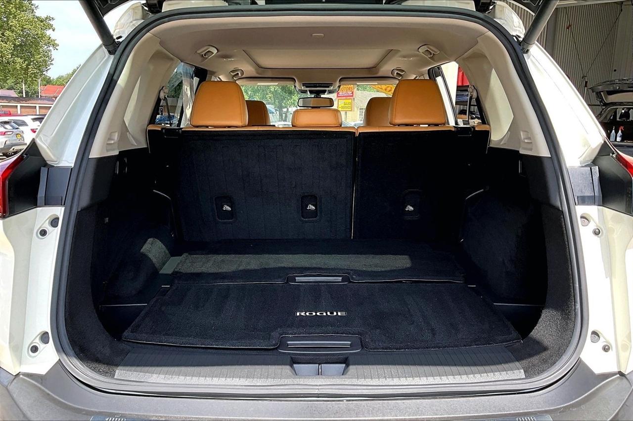 Nissan Rogue AWD Platinum 2022