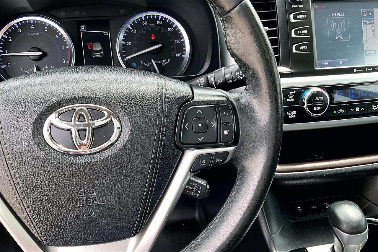 Toyota Highlander XLE V6 AWD (Natl) 2019