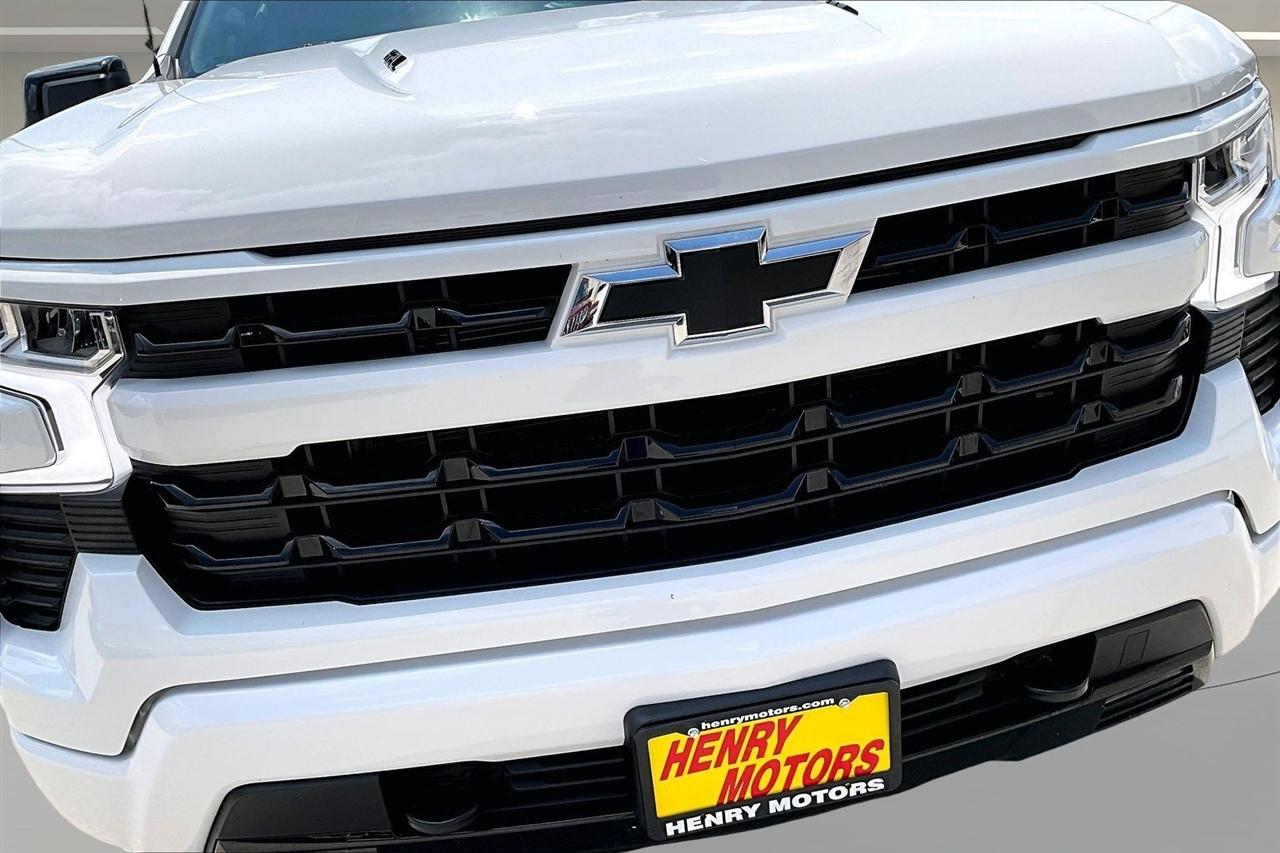 Chevrolet Silverado 1500 4WD Crew Cab 147" RST 2023