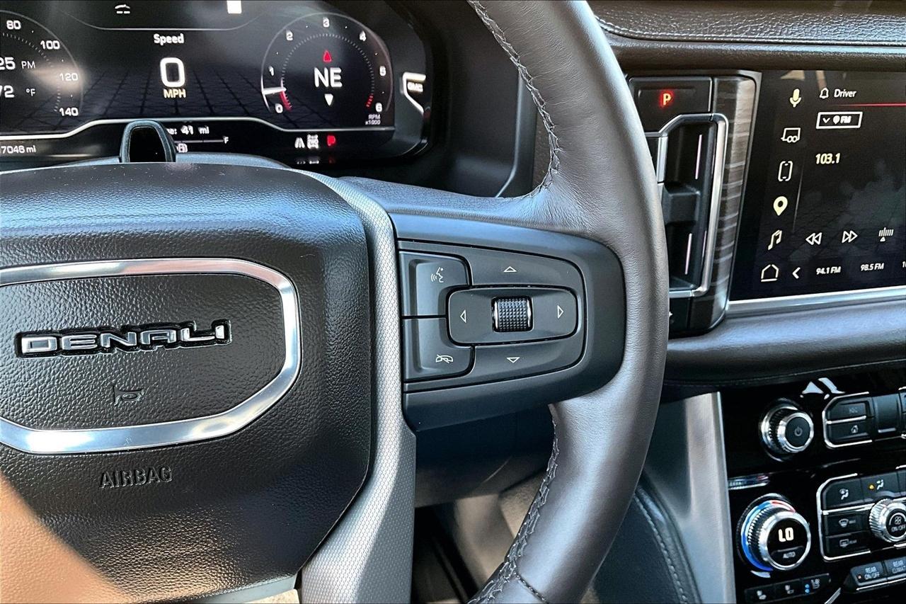 GMC Yukon 4WD 4dr Denali 2023