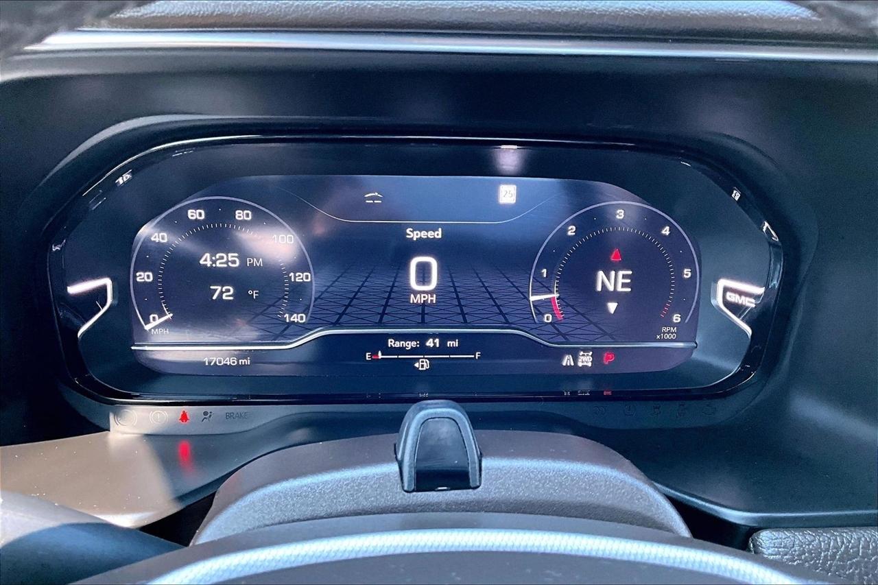 GMC Yukon 4WD 4dr Denali 2023