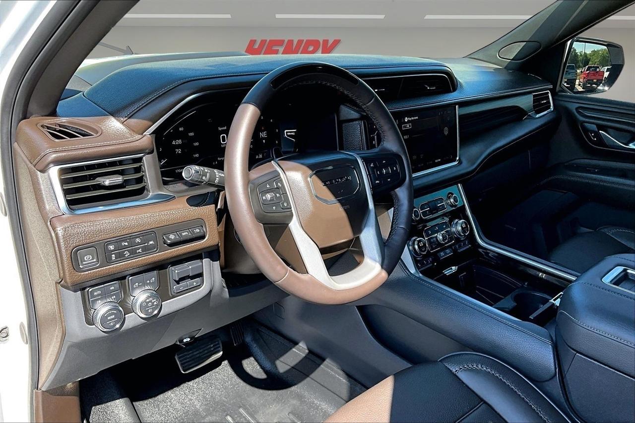 GMC Yukon 4WD 4dr Denali 2023