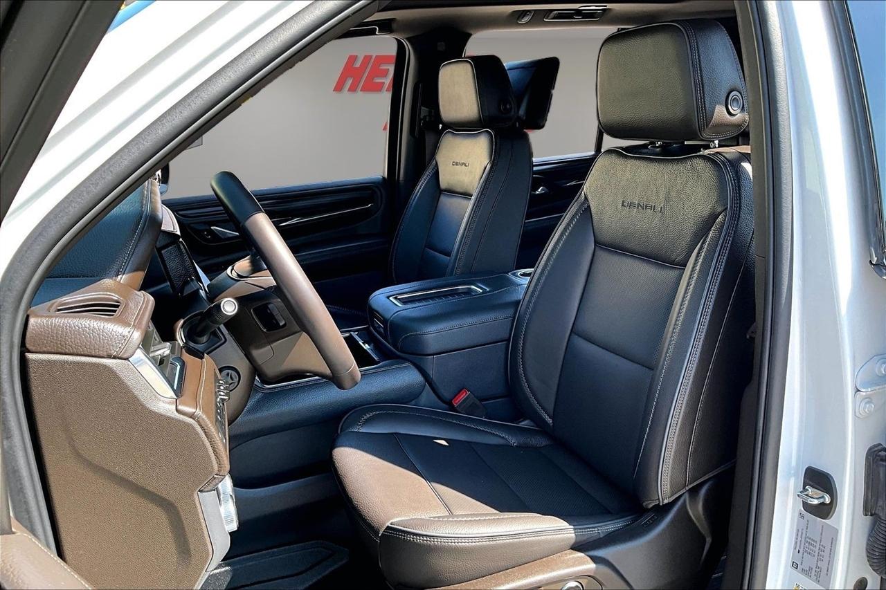 GMC Yukon 4WD 4dr Denali 2023