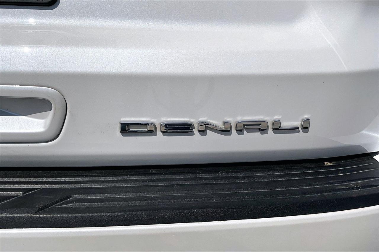 GMC Yukon 4WD 4dr Denali 2023