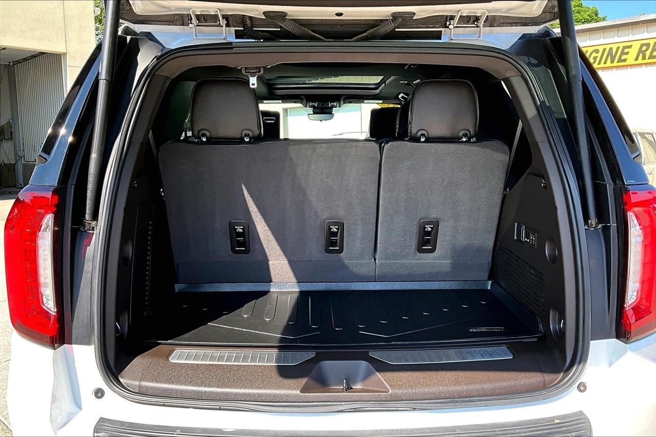 GMC Yukon 4WD 4dr Denali 2023