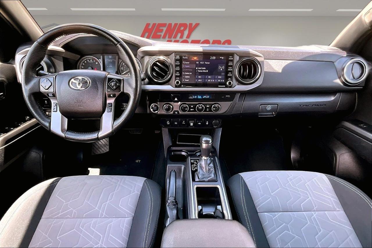 Toyota Tacoma 4WD TRD Sport Double Cab 5' Bed AT (Natl) 2022