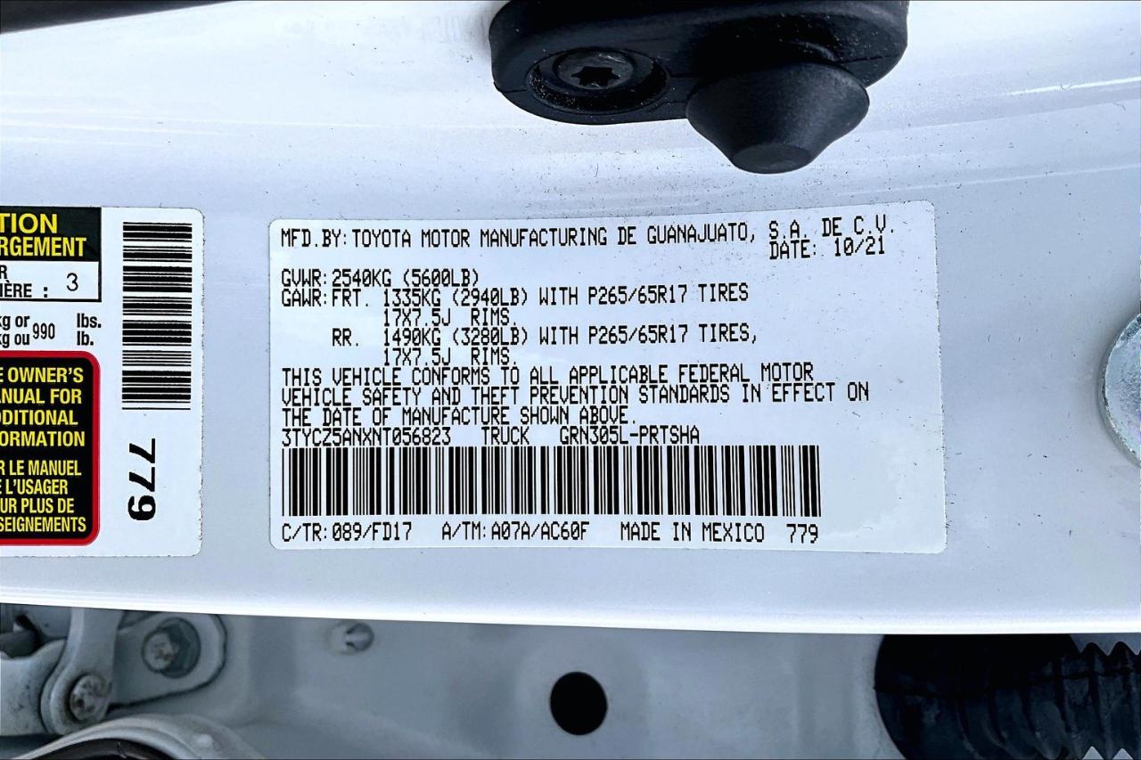 Toyota Tacoma 4WD TRD Sport Double Cab 5' Bed AT (Natl) 2022