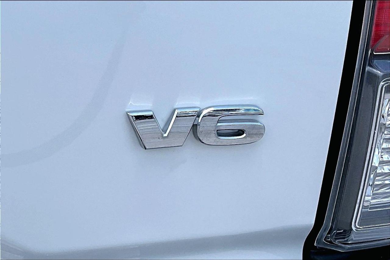 Toyota Tacoma 4WD TRD Sport Double Cab 5' Bed AT (Natl) 2022