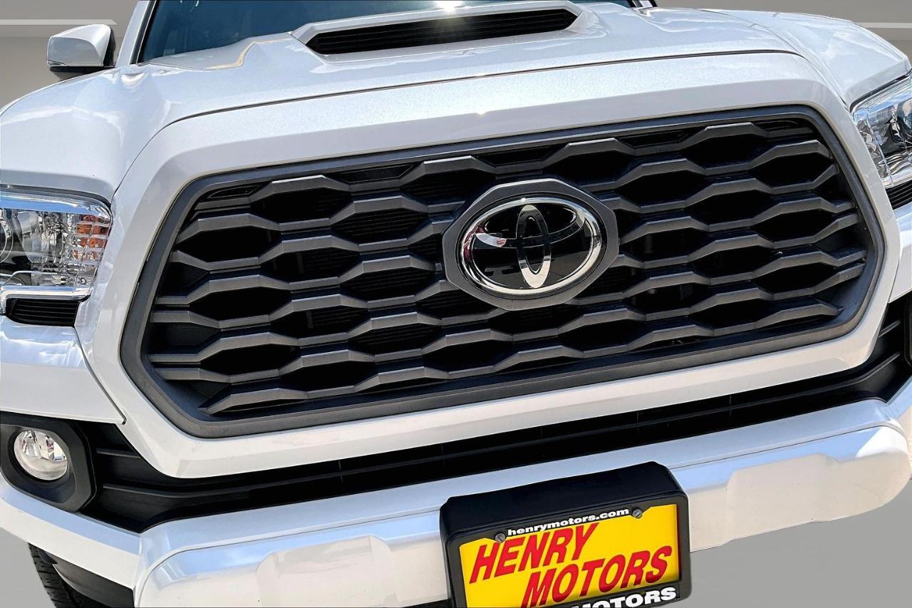 Toyota Tacoma 4WD TRD Sport Double Cab 5' Bed AT (Natl) 2022