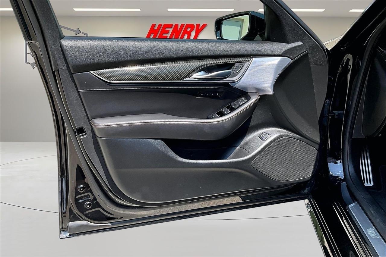 Cadillac CT5 Sport 4D Sedan AWD 2021