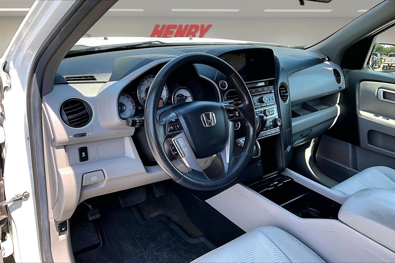 Honda Pilot 4WD 4dr LX 2013