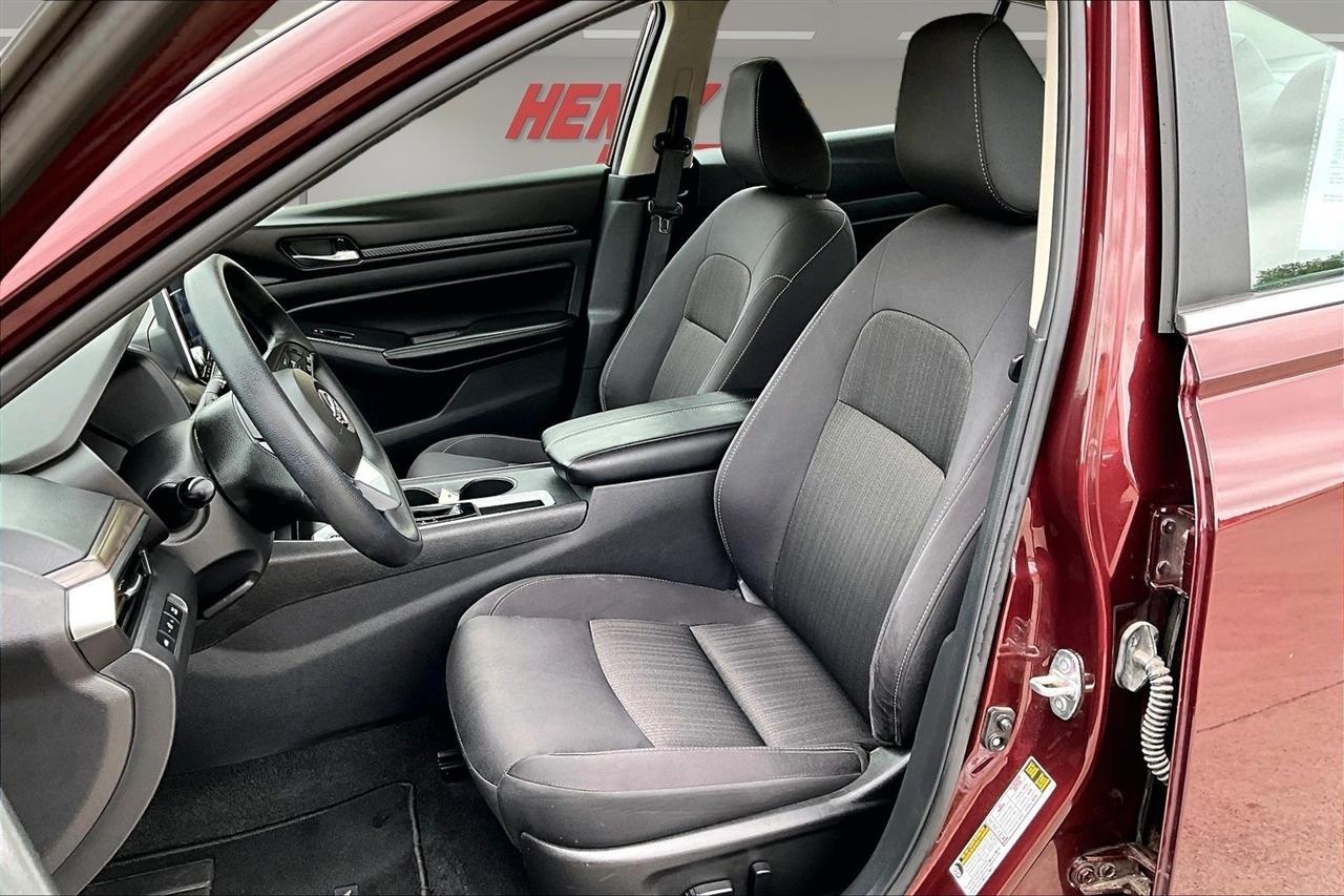 Nissan Altima SV FWD 2025