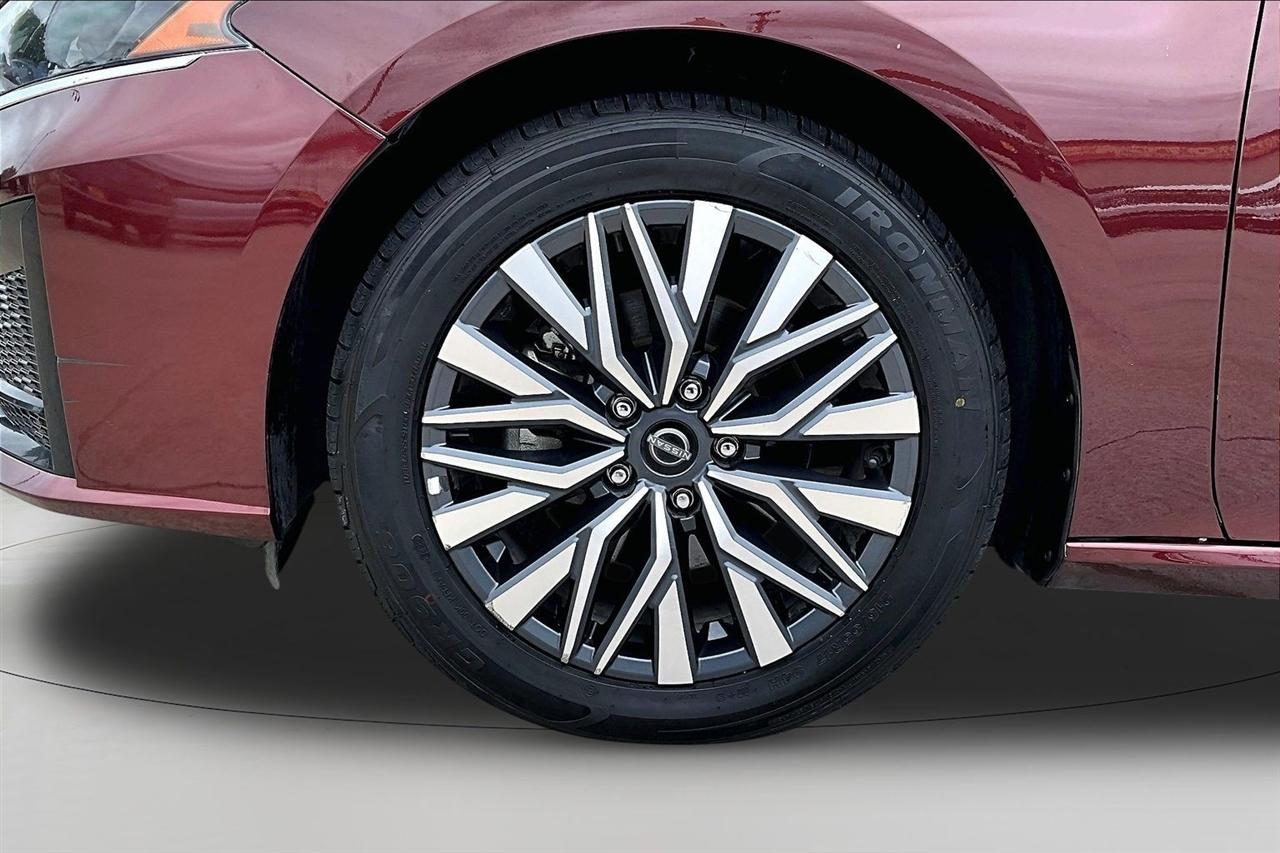 Nissan Altima SV FWD 2025
