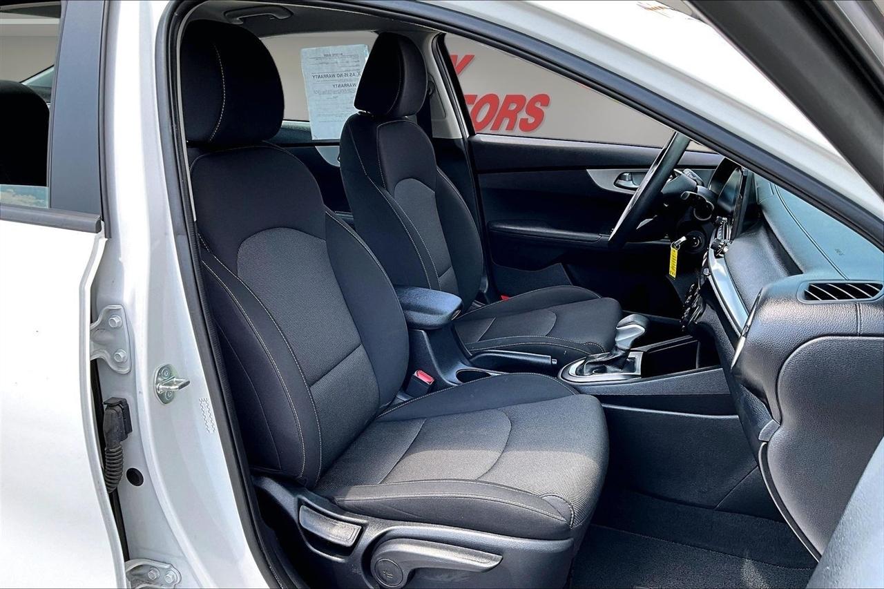 Kia Forte LX IVT 2023