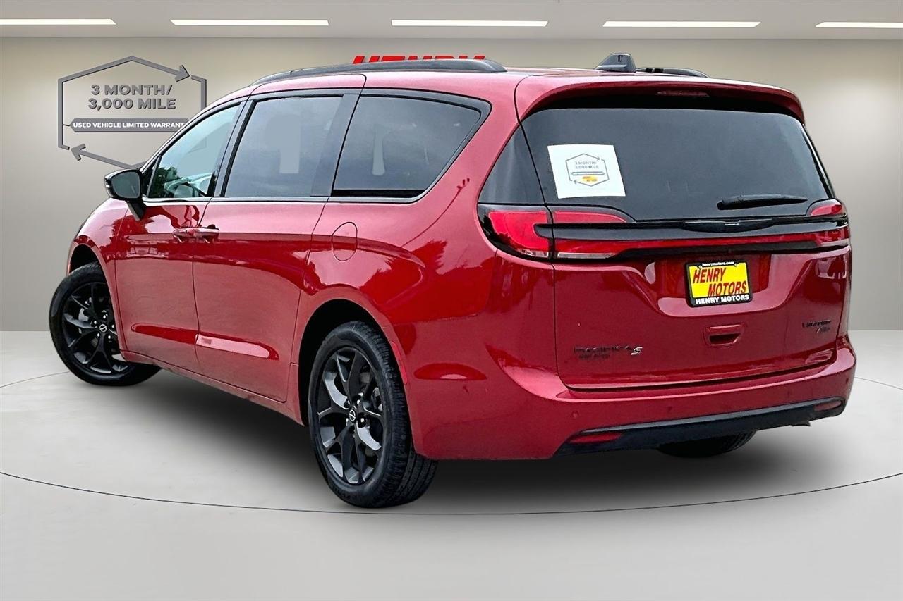 Chrysler Pacifica Limited AWD 2025