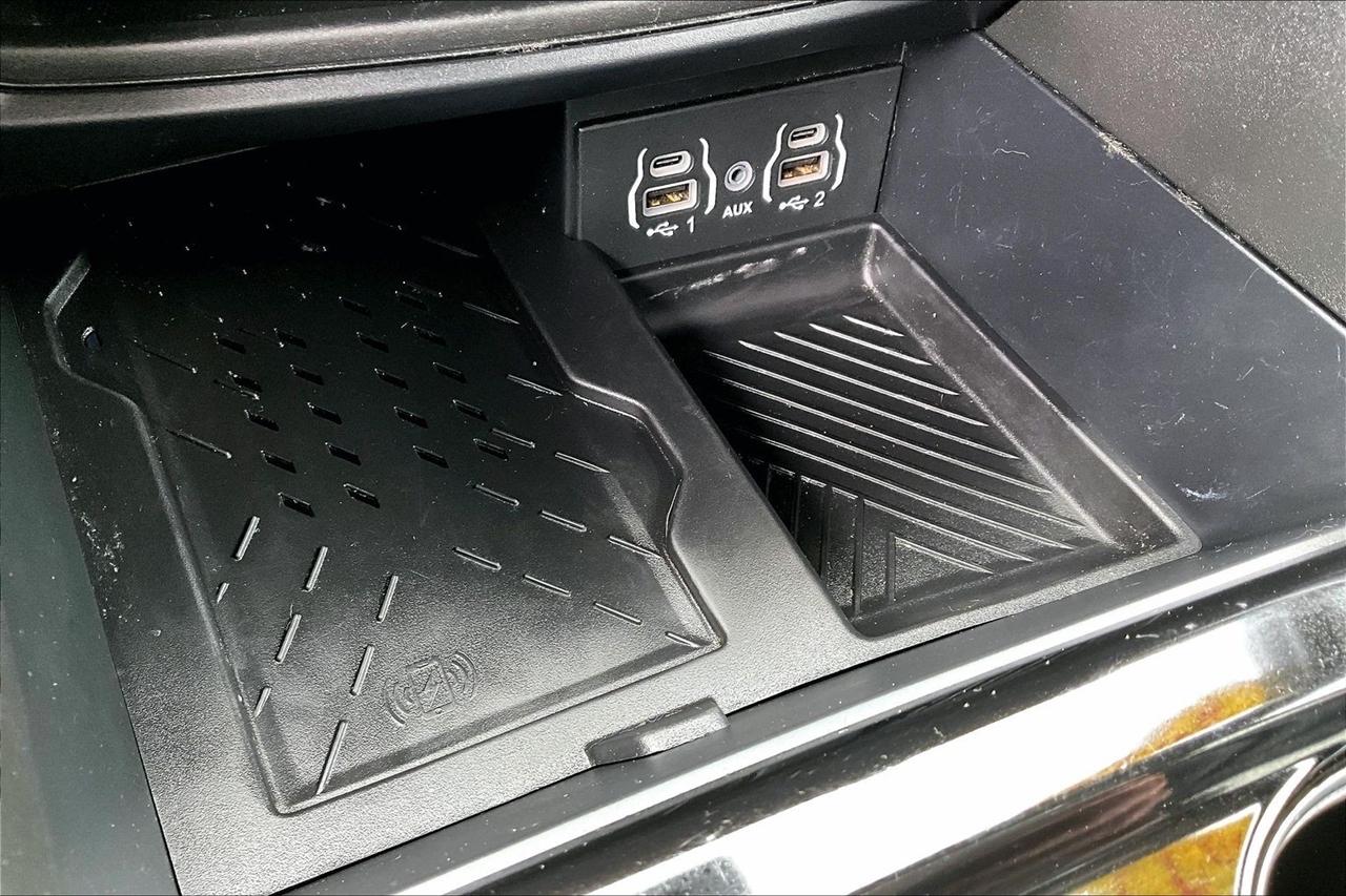 Chrysler Pacifica Limited AWD 2025