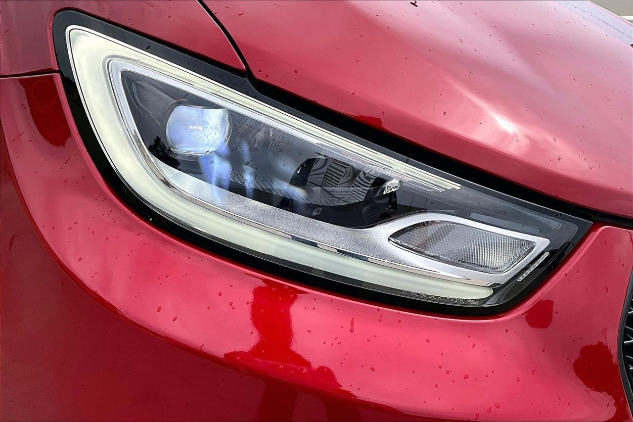 Chrysler Pacifica Limited AWD 2025
