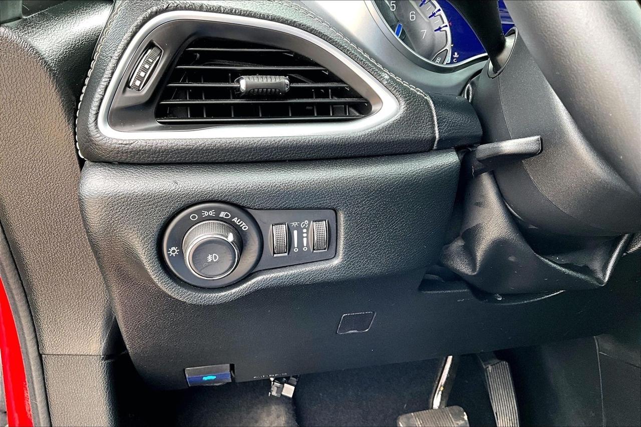 Chrysler Pacifica Limited AWD 2025