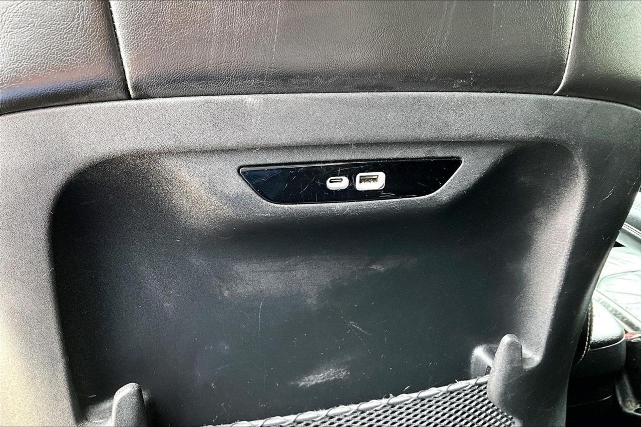 Chrysler Pacifica Limited AWD 2025