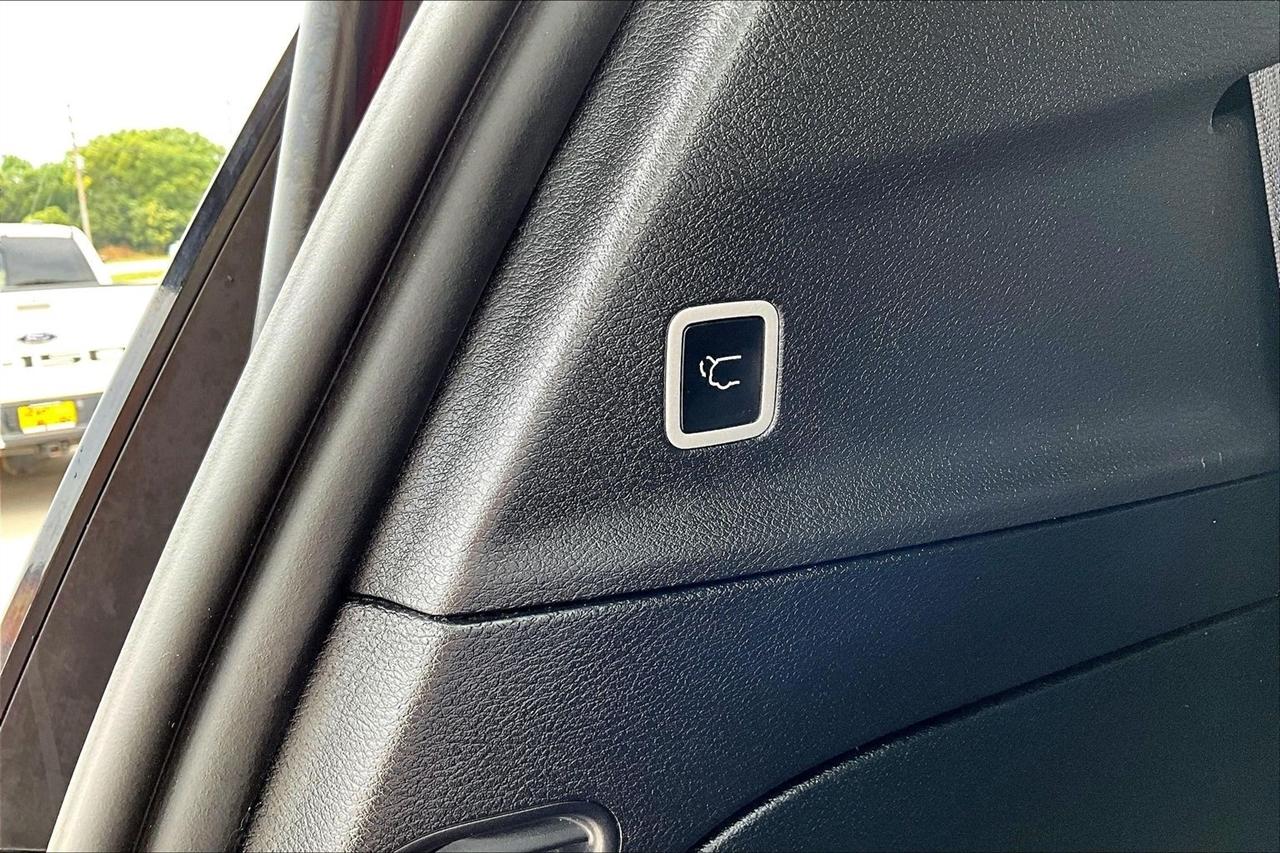 Chrysler Pacifica Limited AWD 2025