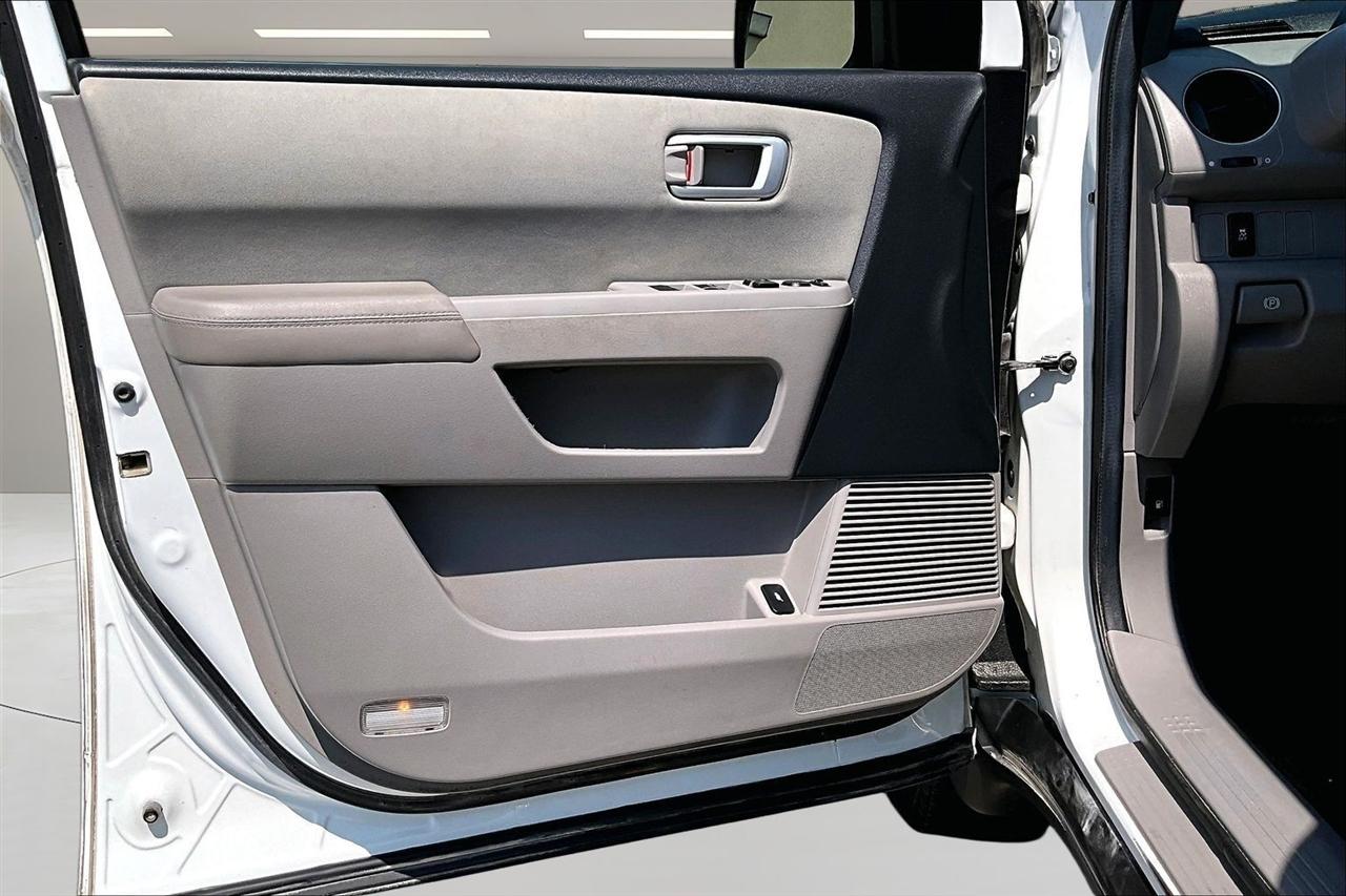 Honda Pilot 4WD 4dr LX 2013
