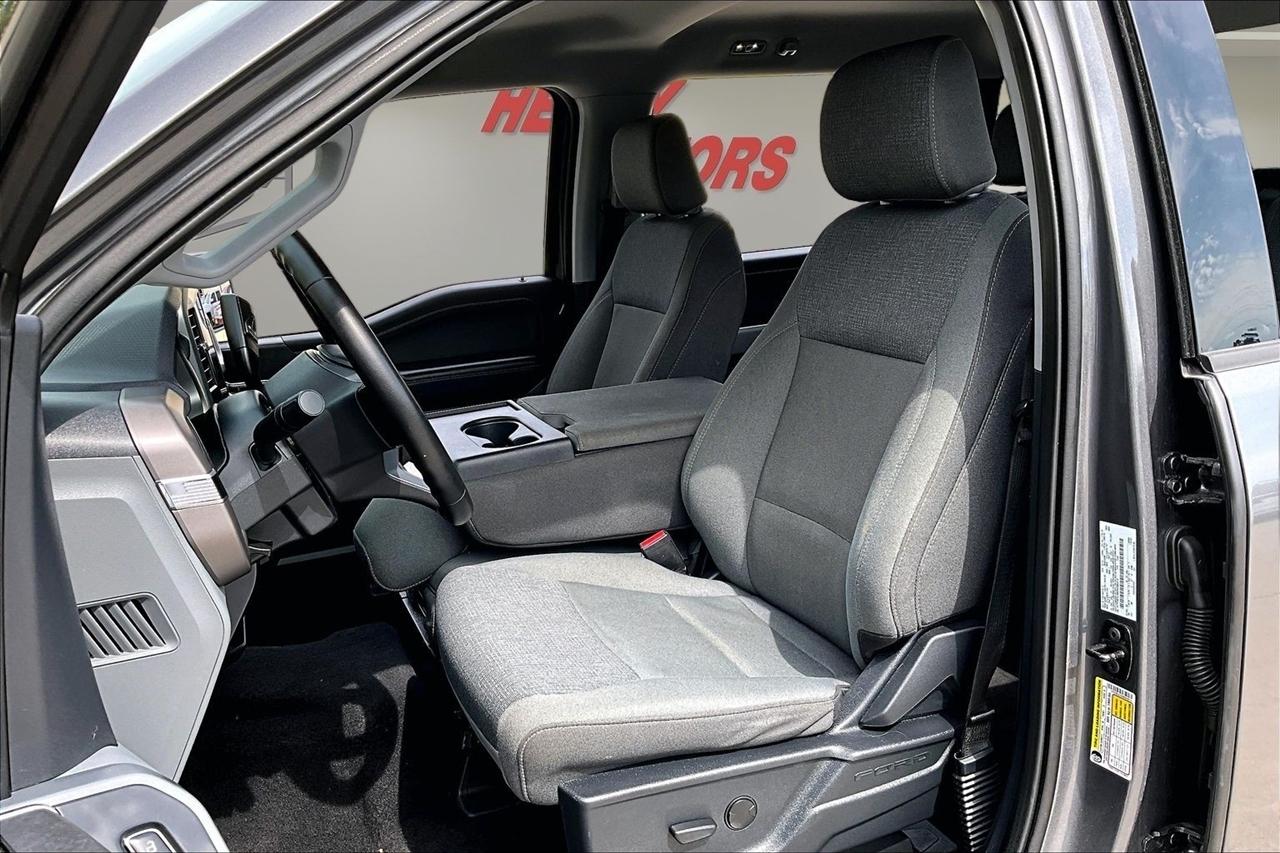 Ford F-150 XLT 4WD SuperCrew 5.5' Box 2025
