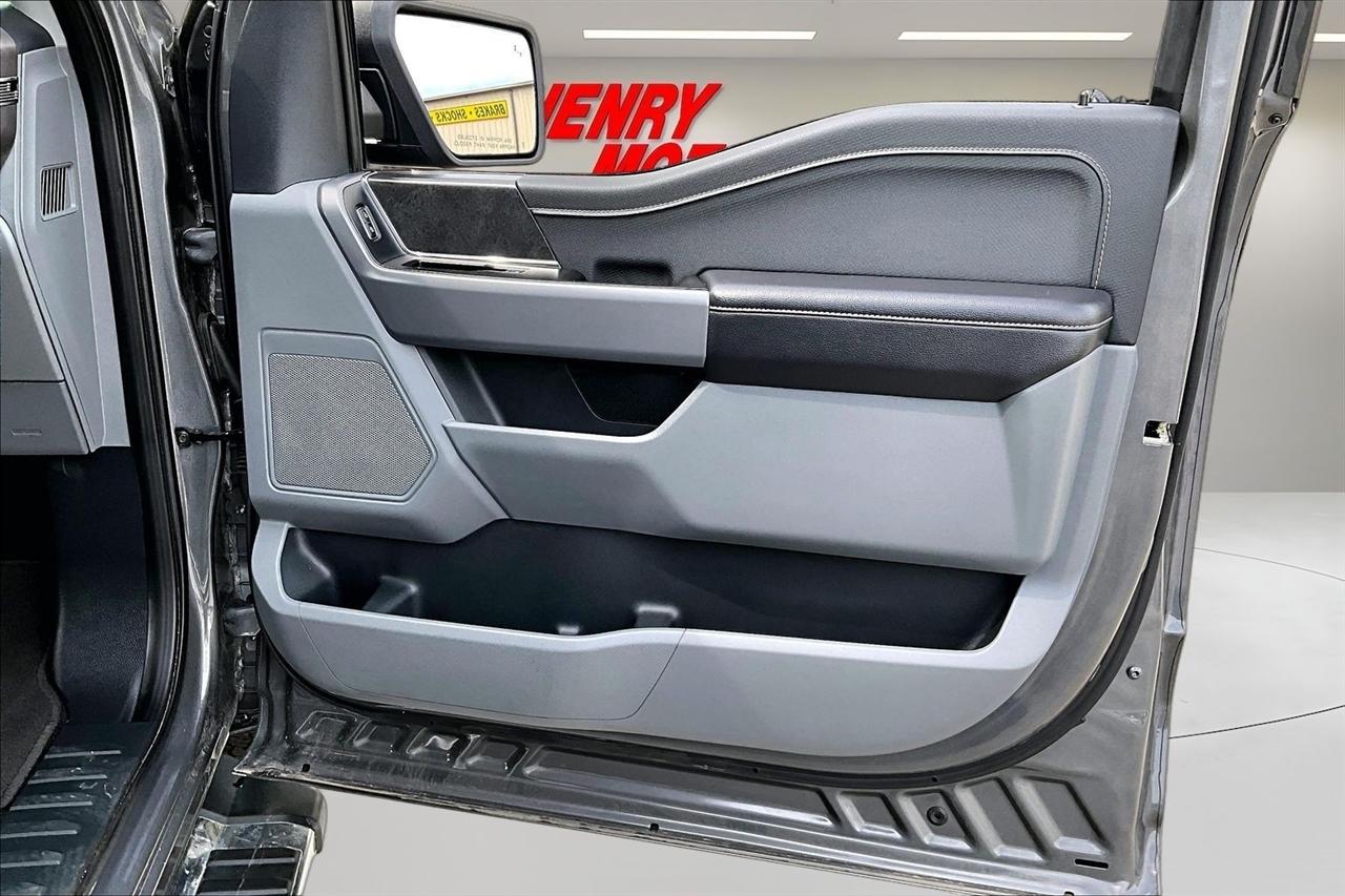 Ford F-150 XLT 4WD SuperCrew 5.5' Box 2025