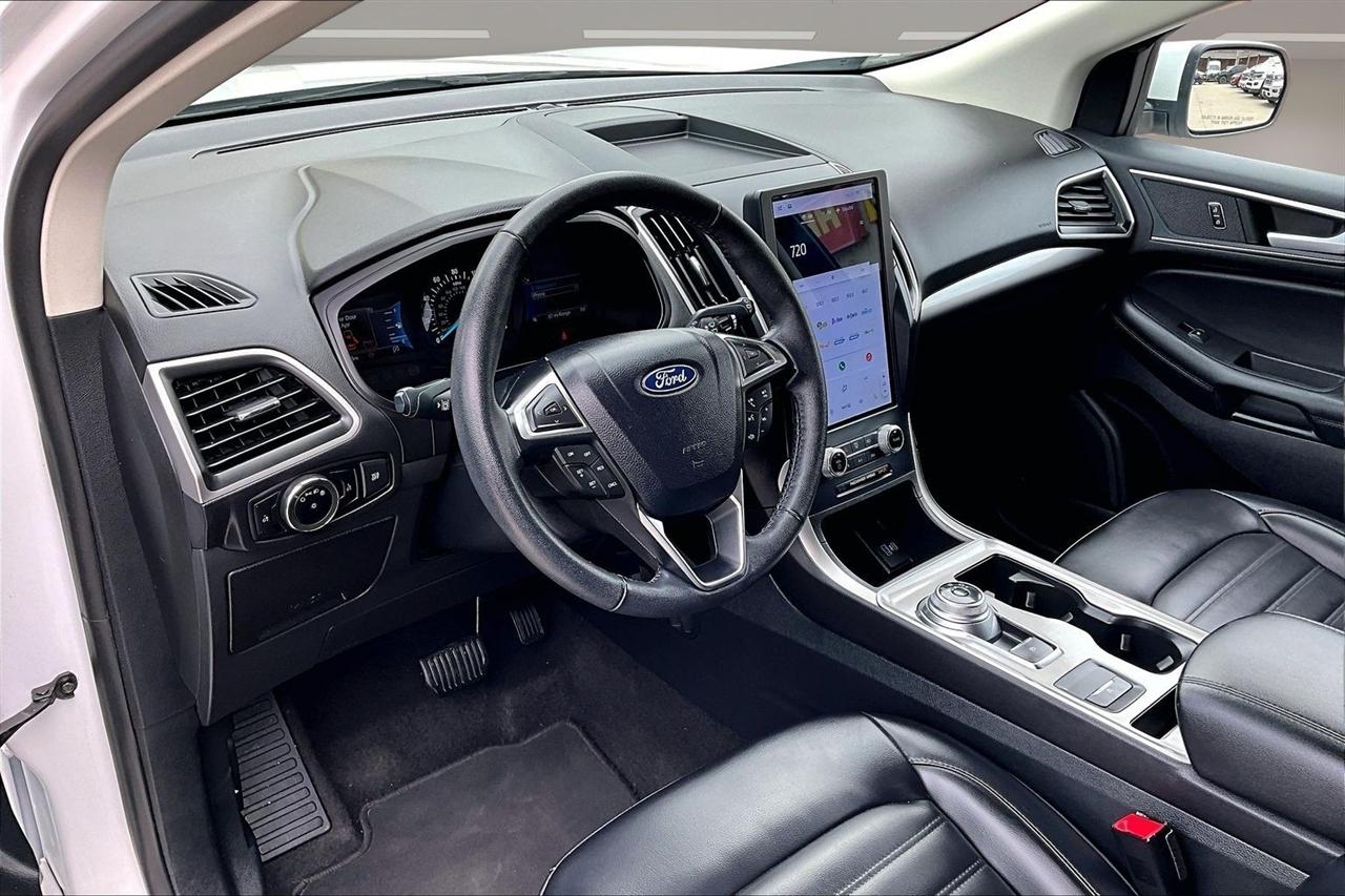 Ford Edge SEL AWD 2024