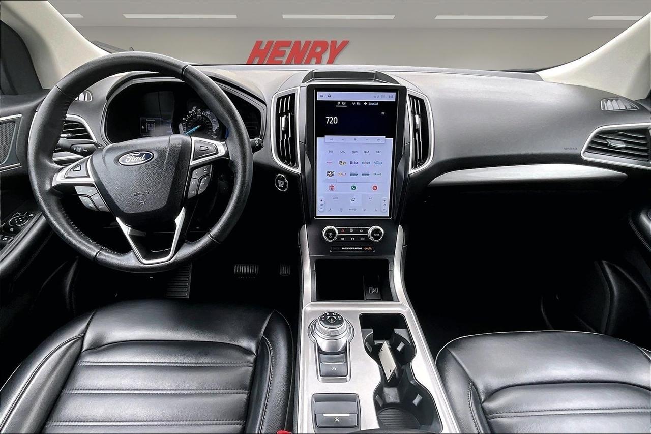 Ford Edge photo 7
