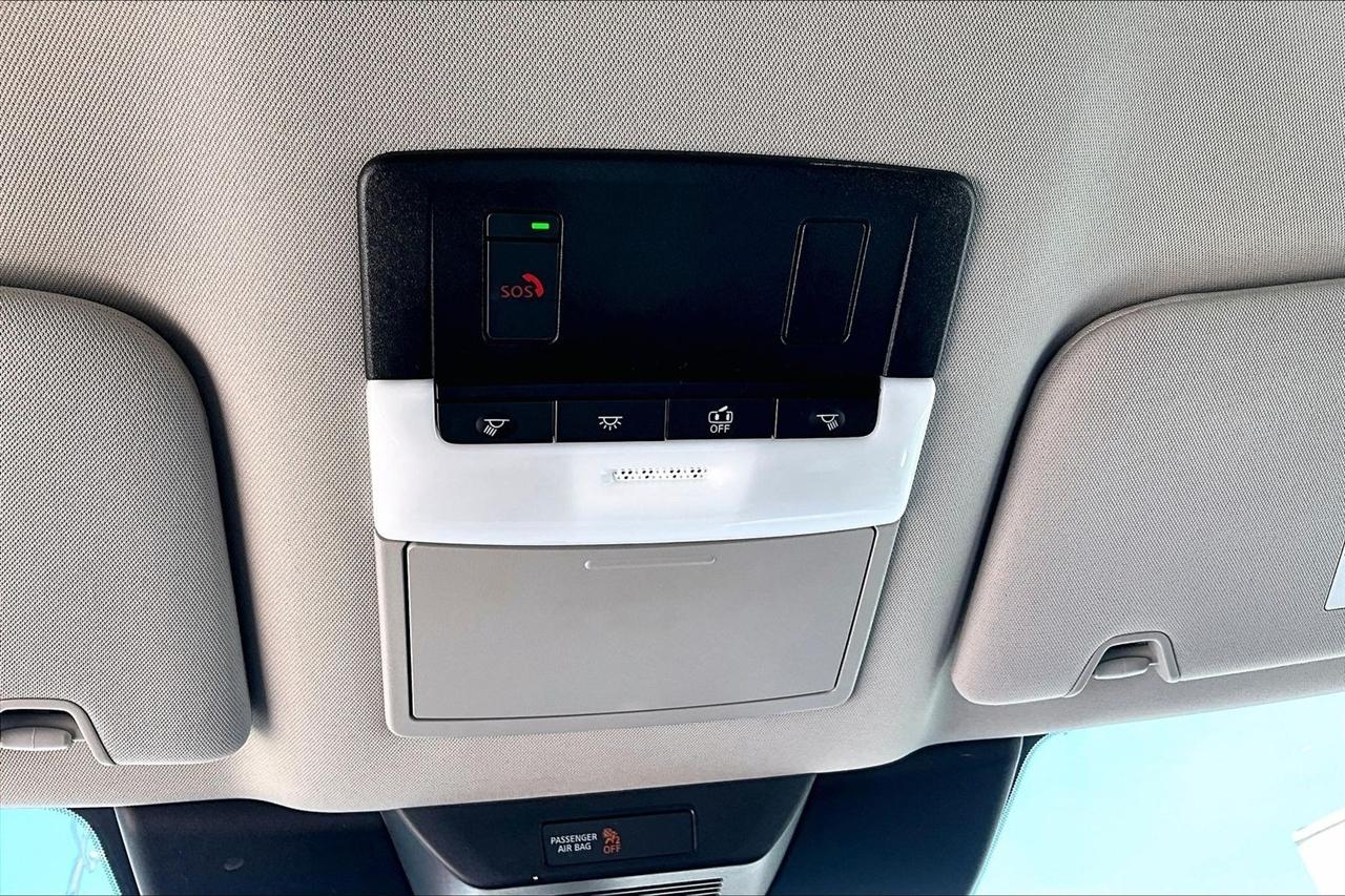 Nissan Pathfinder SV 4WD 2024