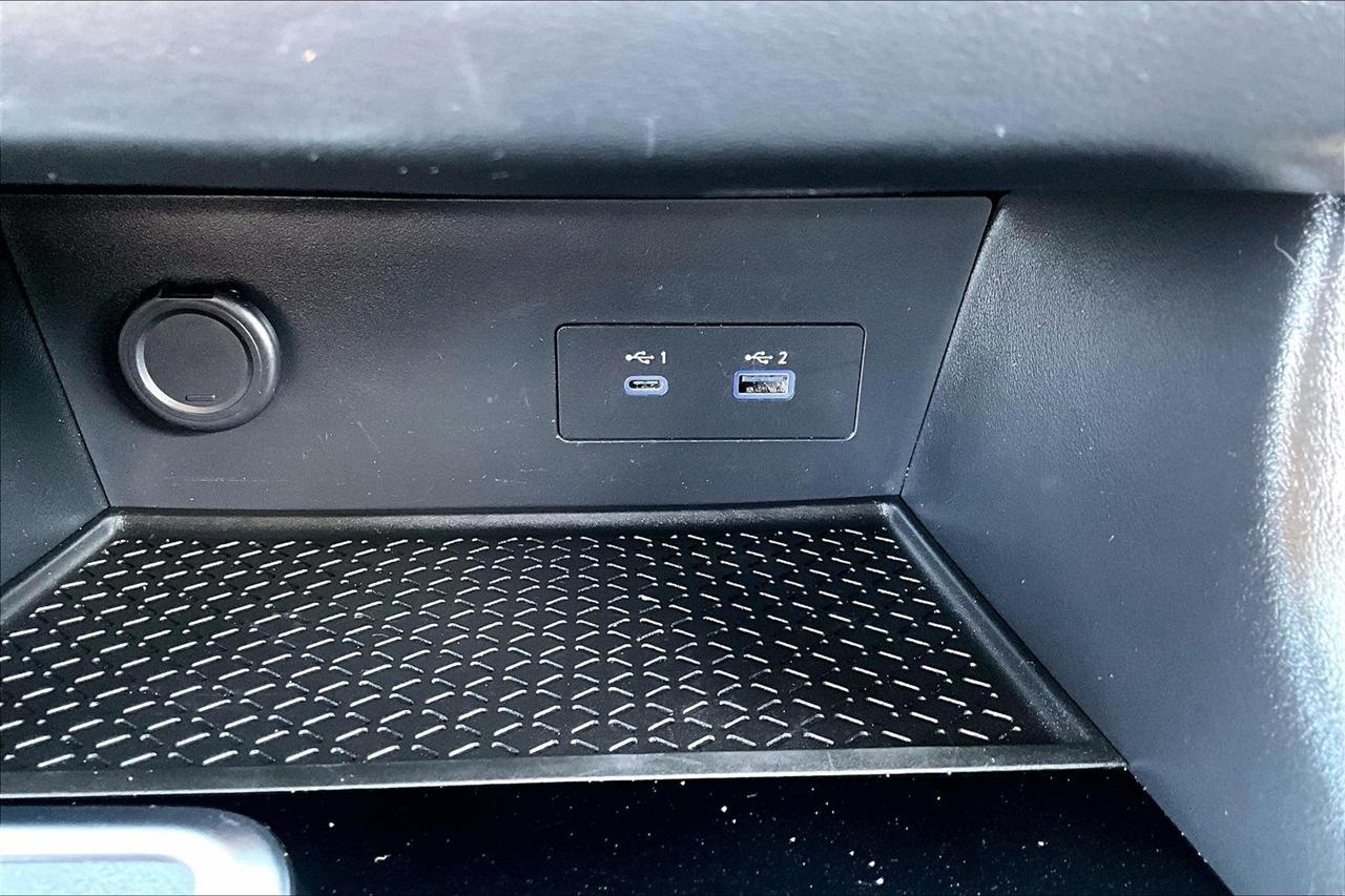 Nissan Pathfinder SV 4WD 2024