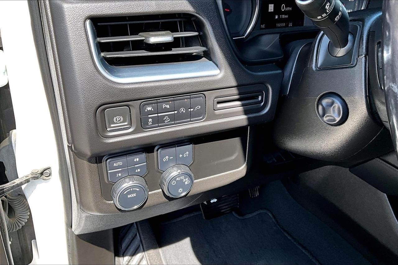 Chevrolet Tahoe 4WD 4dr Z71 2021