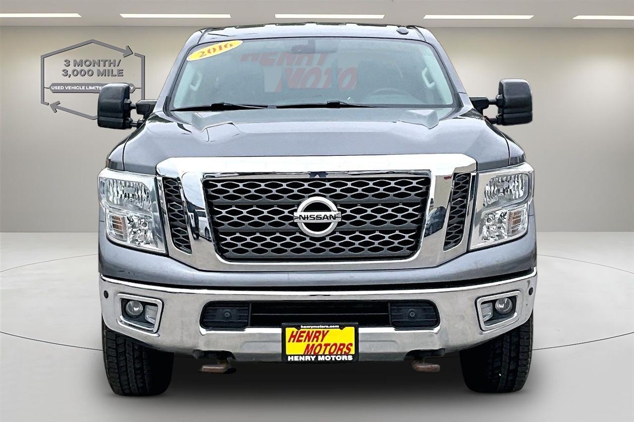Nissan Titan XD 4WD Crew Cab SV Gas 2016