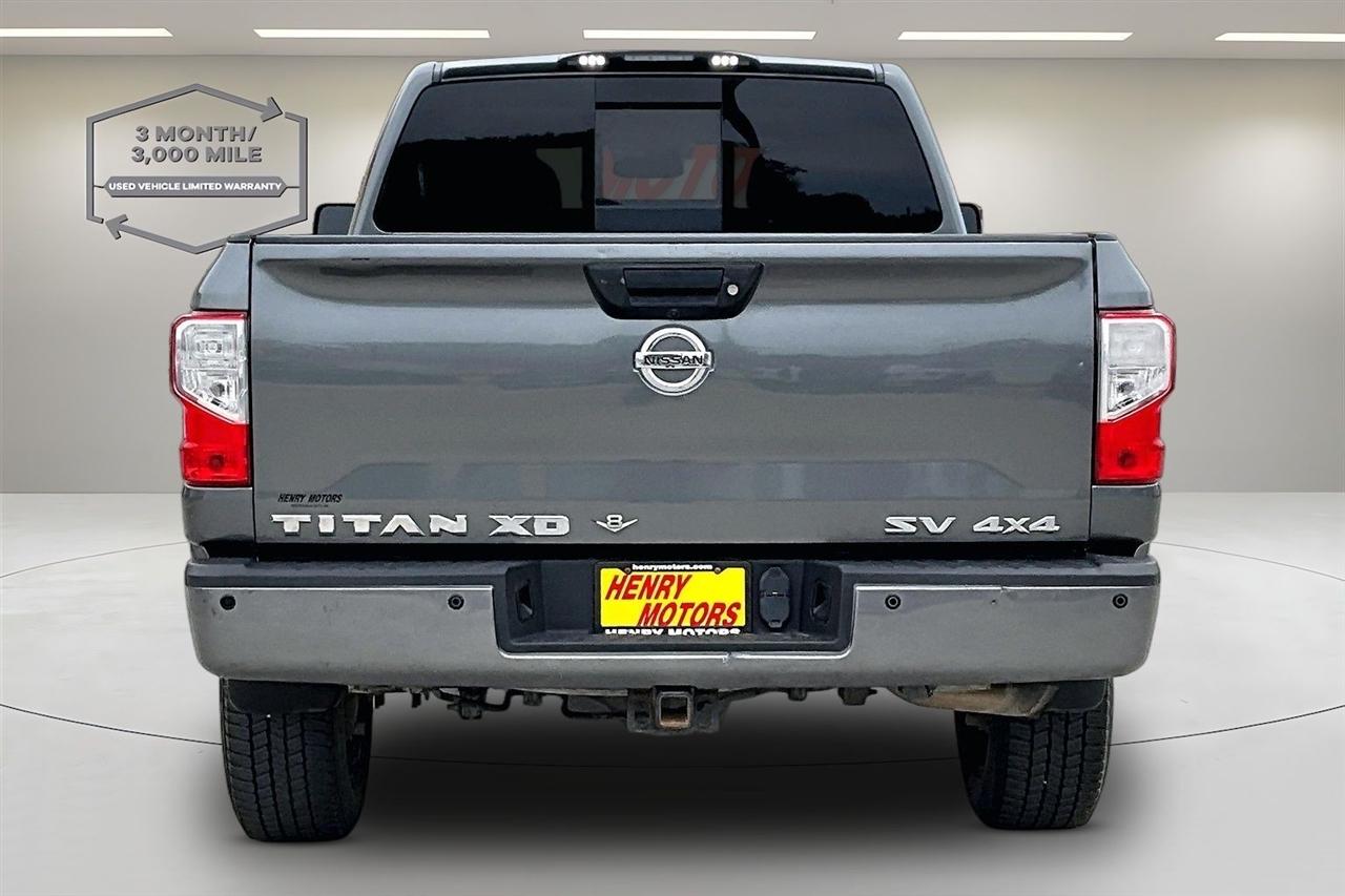 Nissan Titan XD 4WD Crew Cab SV Gas 2016