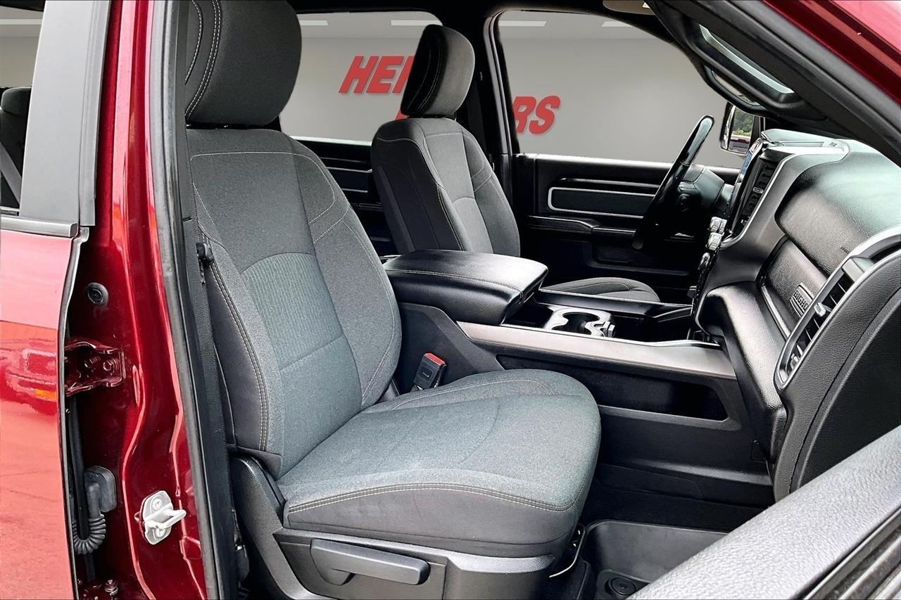 RAM 2500 Big Horn 4x4 Crew Cab 6'4" Box 2021