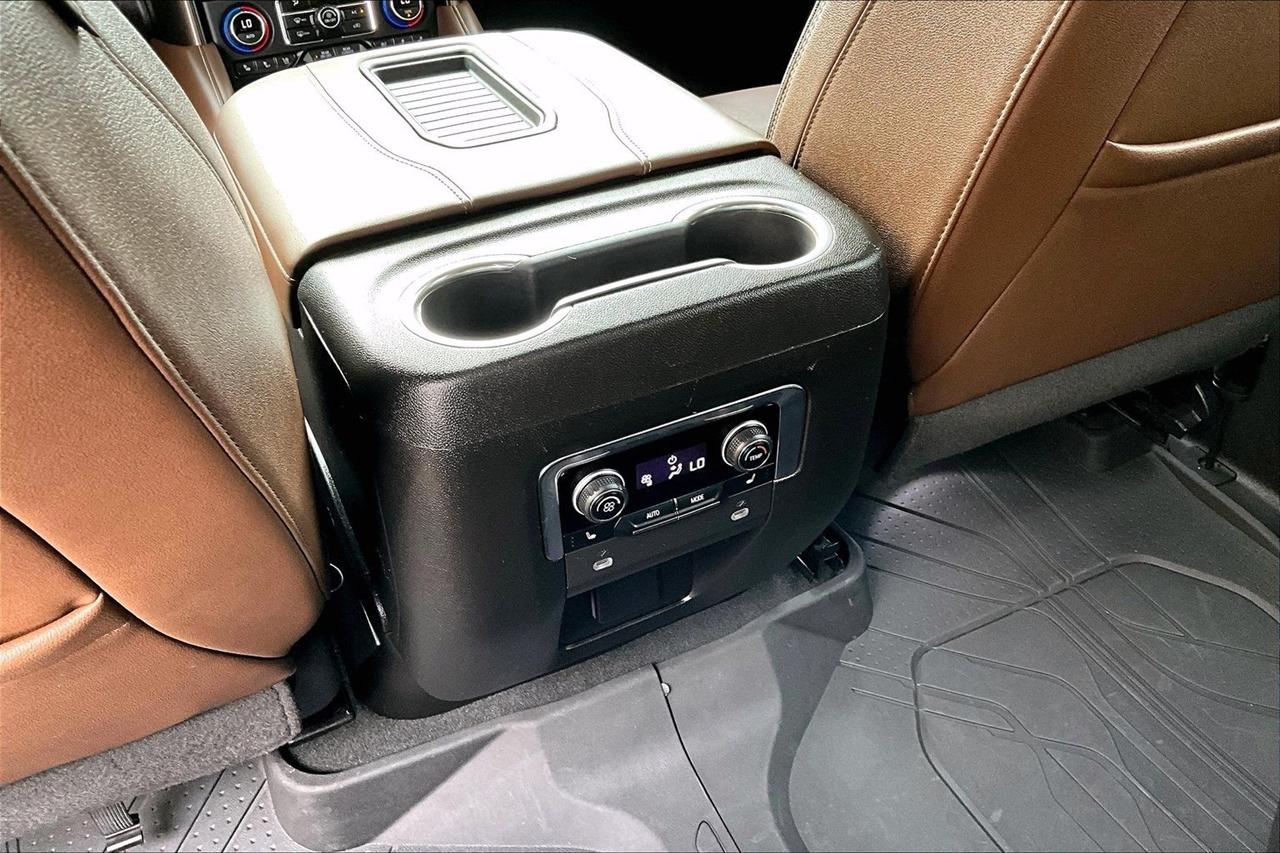 Chevrolet Tahoe 4WD 4dr High Country 2023