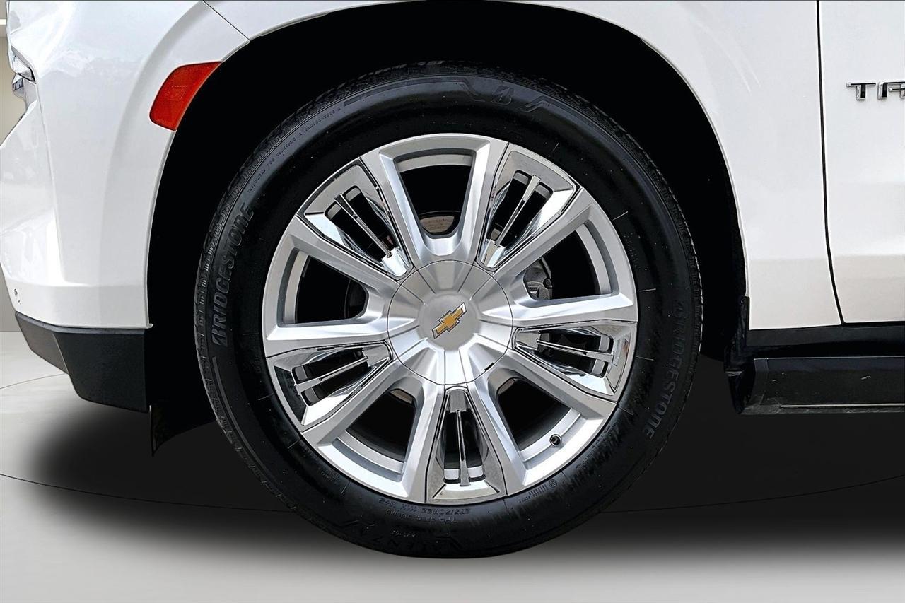 Chevrolet Tahoe 4WD 4dr High Country 2023