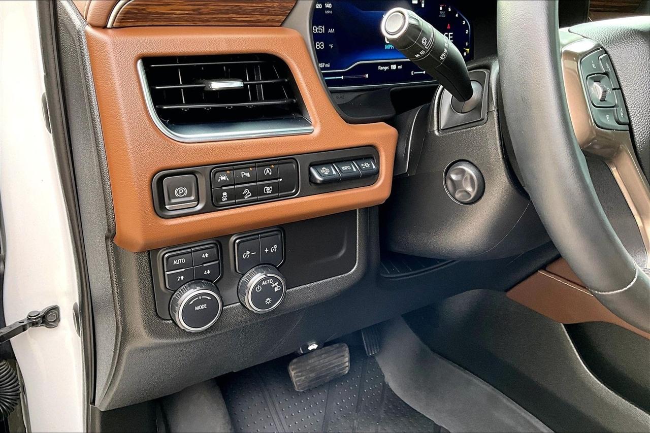 Chevrolet Tahoe 4WD 4dr High Country 2023