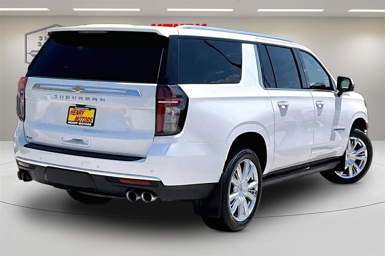 Chevrolet Suburban 4WD 4dr High Country 2023