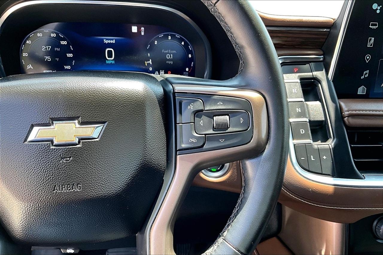 Chevrolet Suburban 4WD 4dr High Country 2023