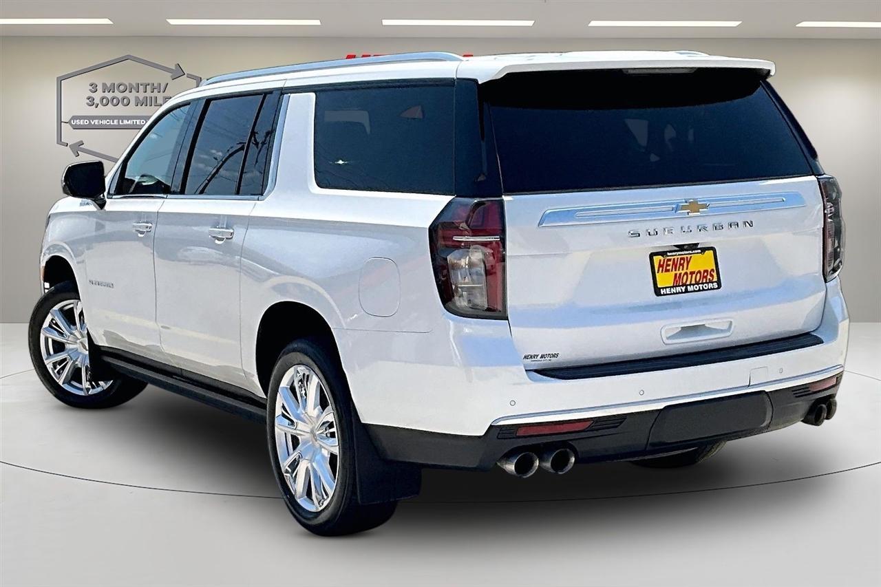Chevrolet Suburban 4WD 4dr High Country 2023