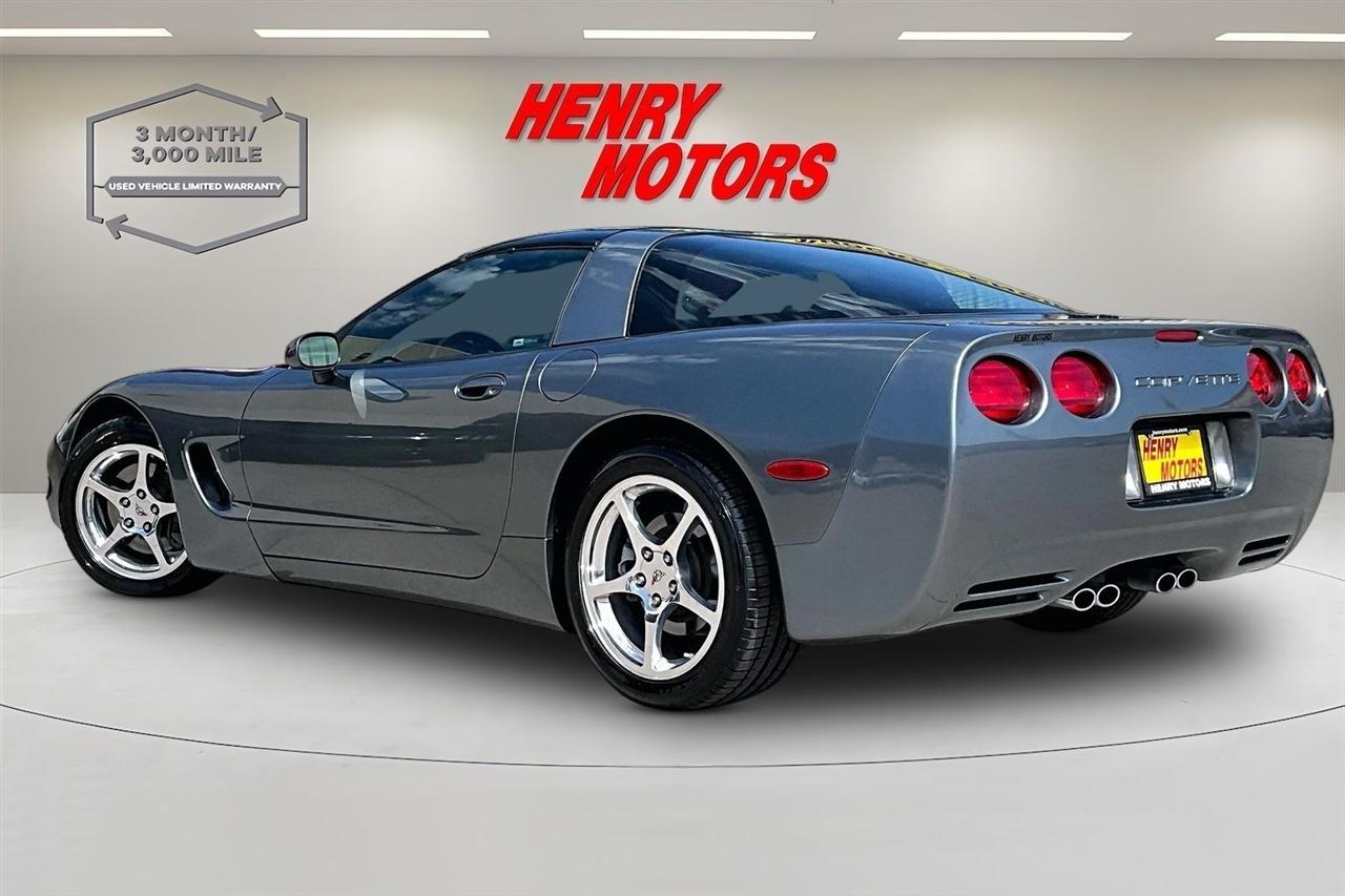 Chevrolet Corvette  2004