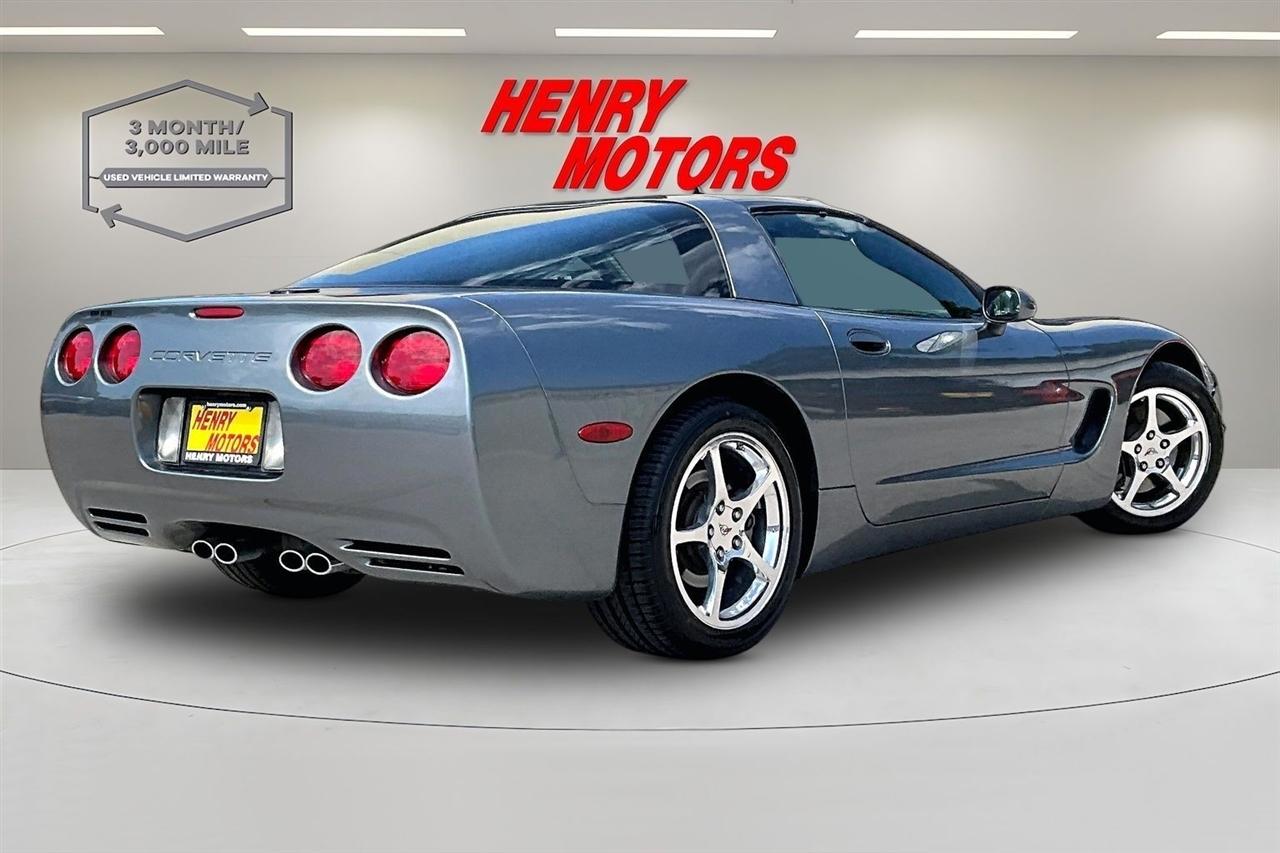 Chevrolet Corvette  2004