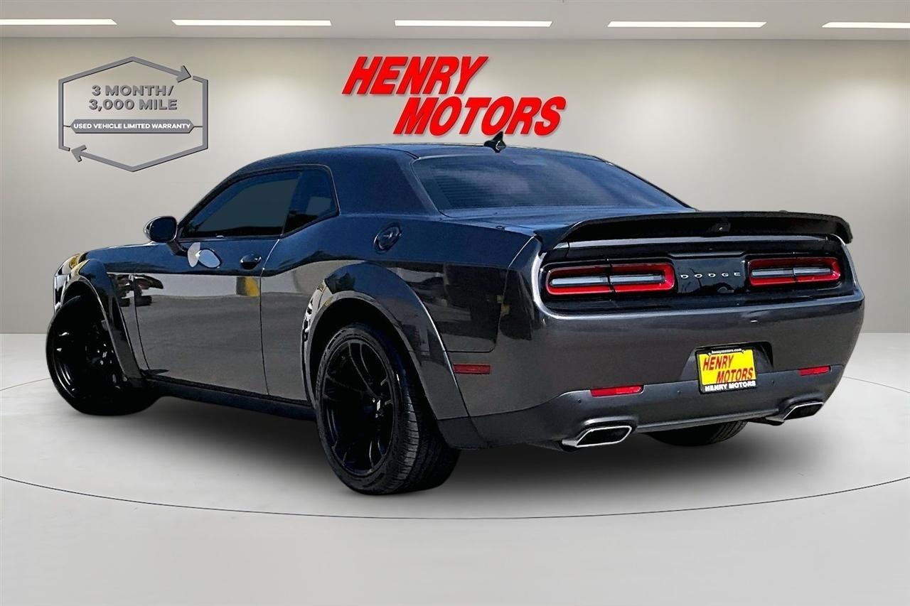 Dodge Challenger  2020