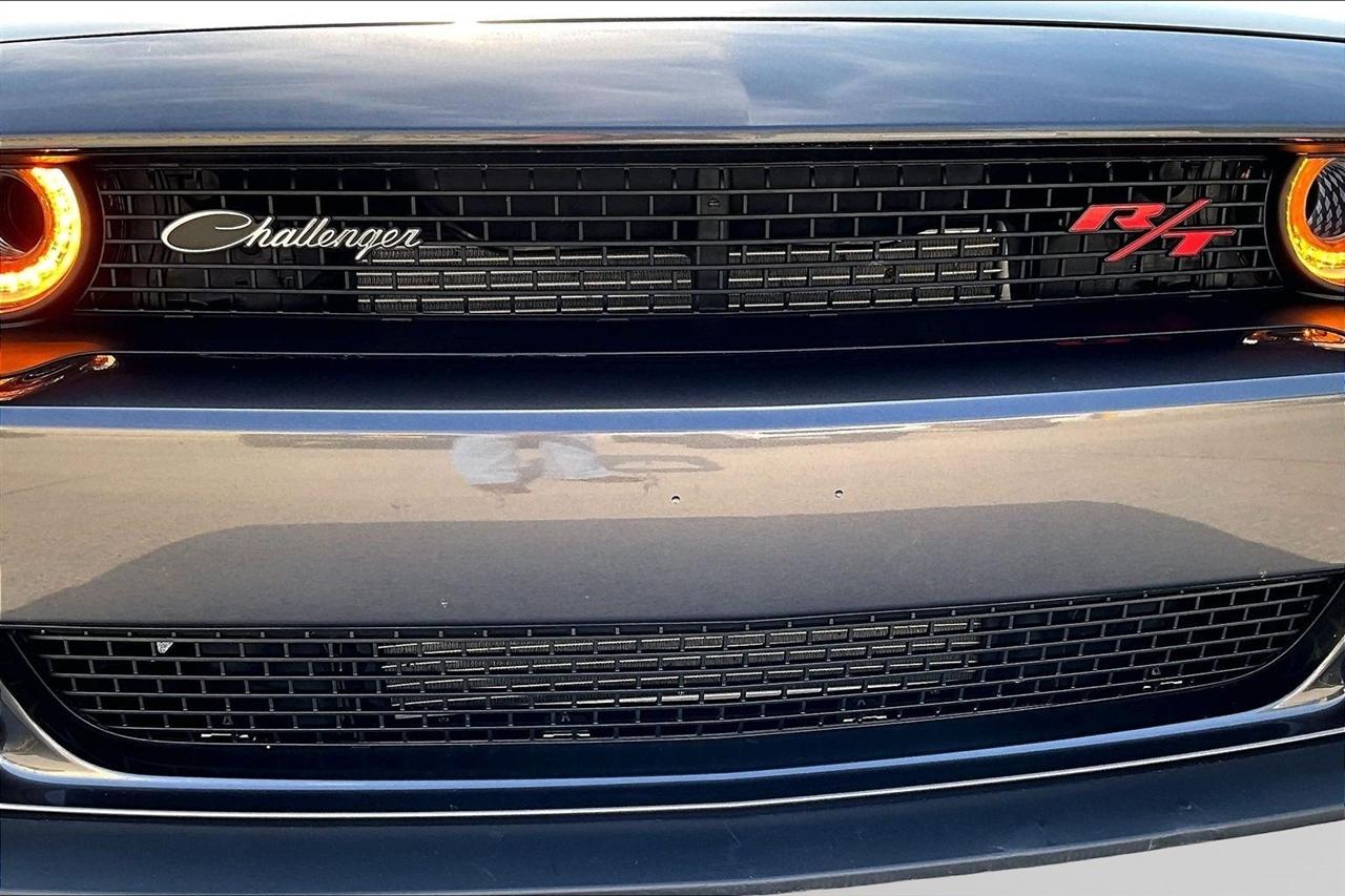 Dodge Challenger  2020